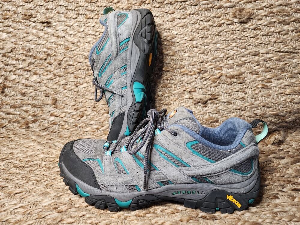 Merrell Moab 2 Waterproof Hiking Shoes Women's 10.5 Gray Teal Vibram Gorpcore